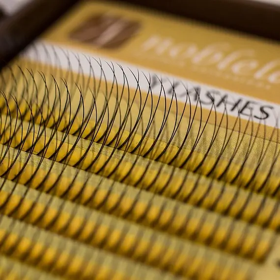 Вії Y Lashes