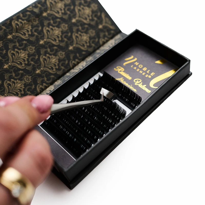 Russian Volume Premium Lashes