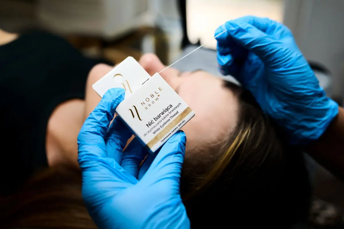 Фарбувальна нитка Фарбувальна нитка