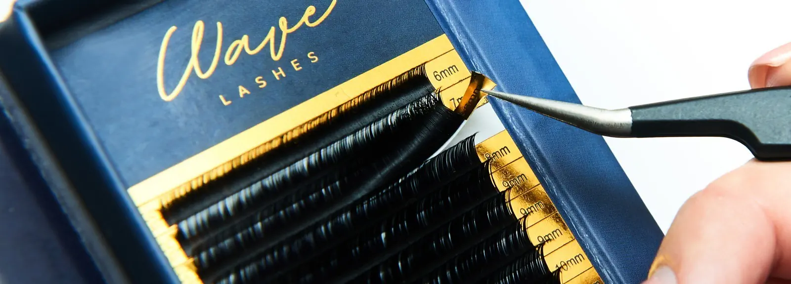 Палітки вій з технологією Easy Peel – що про них думають лешмейкерки?