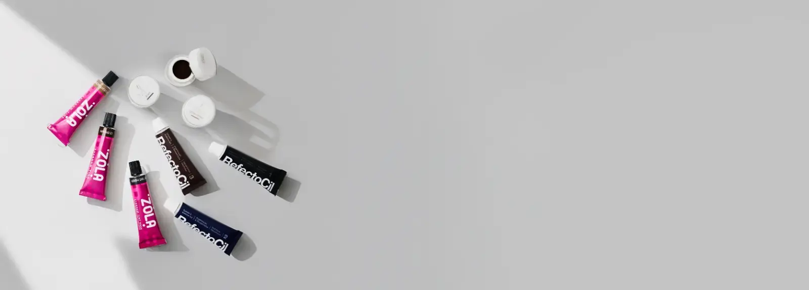 Догляд за бровами після фарбування